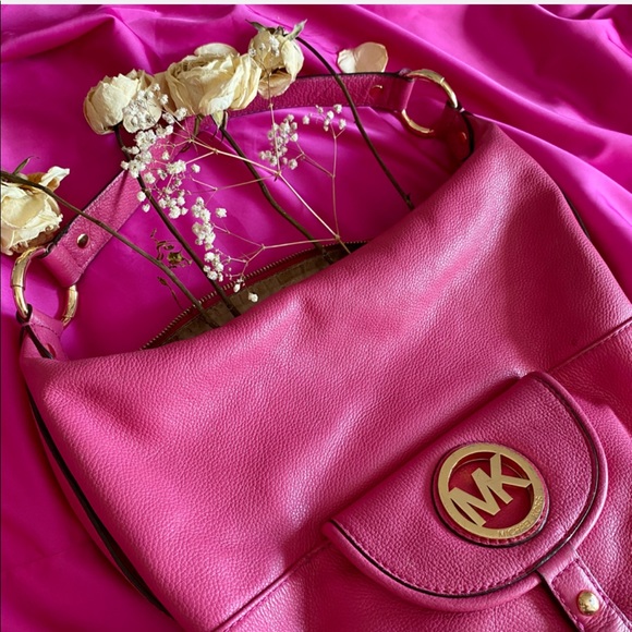 Micheal Kors Purse SOLD - Picture 1 of 1